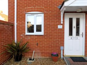 2 Augusta Court