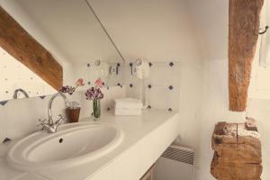 Appart'hotels Eco-Domaine La Fontaine - RESIDENCE-SPA - Plage de la Fontaine aux Bretons : photos des chambres