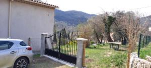 House 300m river 9kms Grasse 30mn Nice Cannes