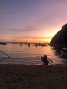 Apoheo Beach Cabin Free Use Motorbike During Stay