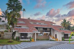 Holidays Garden Resort