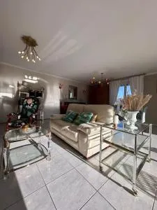 Casa Cardinal-Grand T3 secteur HôpitalCentreVille - 于泽什