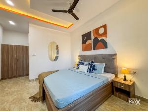 Raghuveer Sadan, Near Ram Mandir -10 Min Walk
