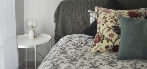 Nad Tunelom Studio hosted by family