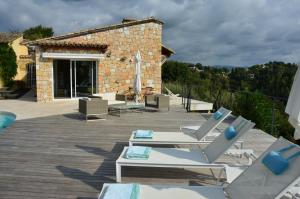 Villas Grande Villa proche Sophia avec magnifique vue mer : photos des chambres