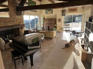 Villas Grande Villa proche Sophia avec magnifique vue mer : photos des chambres