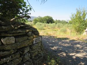 B&B / Chambres d'hotes Au calme face au Luberon : photos des chambres