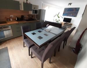 Gite dans maison médiévale Calme Fibre 2 ch