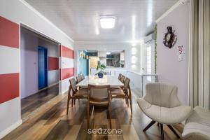 Apto c Varanda e 3 Quartos próx. a praia RSU3842