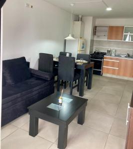 3-Genial dpto morón centro