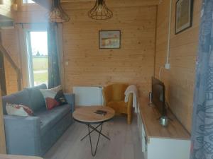 Haus Masuren, bei Ilawa, Angelbootvermietung, Dom czerwony i zielony