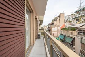 Zen Bright, Exarchia