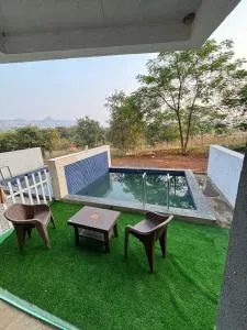 Ivy Bliss Studio with Private Pool, B 09, Karjat - 卡尔贾特