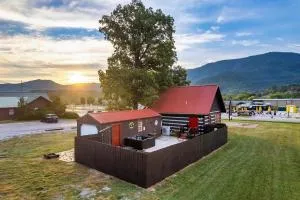 Couples Retreat! New List Dscnt VIEW, Game Rm, FirePit - Hatchertown