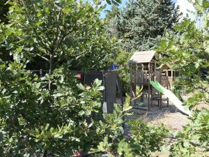 Chalets La Grisonne Chalet 1 : photos des chambres