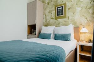 Cozy Double room in Hotel Fita