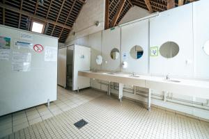 Campings CAMPING LES GRAVELETS 2etoiles : photos des chambres