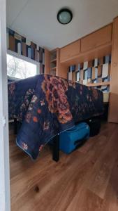 City Farmer Farmyard Stays, Sleep Easy, Stay Rural, Explore Amsterdam