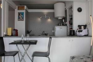 Appartement studio PORT LA NOUVELLE PN590-014