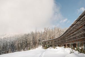 Vigilius Mountain Resort