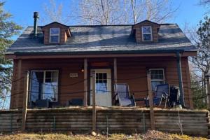 Cozy Hayward Moose Lake Getaway