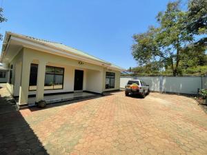 Emmalanta Safaris House - Priváty, Arusha