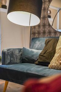 Beautiful Designer 2 Bed 2 Bath Old Town - Parking