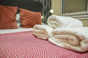 Beautiful Designer 2 Bed 2 Bath Old Town - Parking