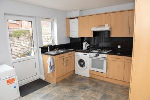 Willow Terrace, perfect Town House with Parking