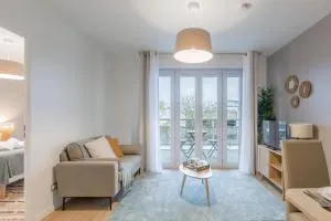 OVELIA Ermont - Le Pavillon d'Amélie - 埃尔蒙