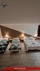 Hotels Hotel Au Valery : Chambre Quadruple