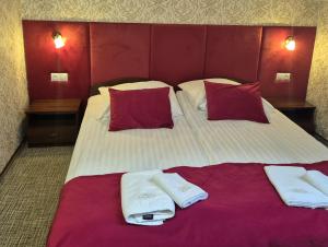 Dworek Nad Stawem & Łaźnia Piwna