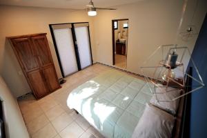 Stunning 2BR, with outdoor living space and ocean view