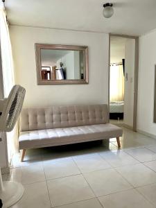 Confortable apartamento en hermoso condominio.