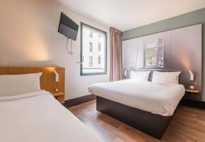 Hotels B&B HOTEL Mulhouse Centre : Chambre Triple