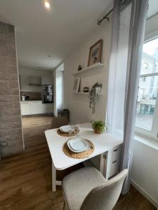 # Le 2 # Très Beau T3 1er étage tout confort, neuf, Mulhouse centre