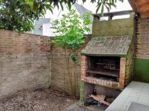 Departamento de 2 ambientes y medio centrada de auto