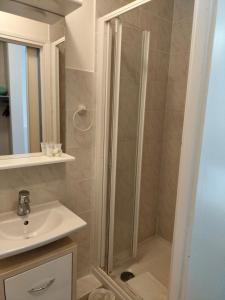 Hotels La Caravelle : photos des chambres