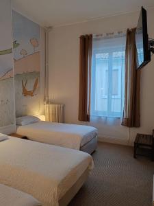Hotels Hotel de France : photos des chambres