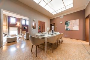 ImmoBo Panorama - Piazza Maggiore View