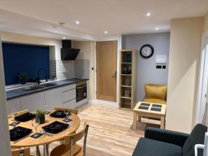 Deluxe 2 bedroom with 2 bathroom at the heart of Hemel Hempstead