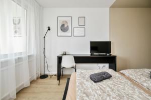 GoldenHugo rooms Self check in Pet friendly