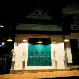 Aloha LuangPrabang Hostel Capsule