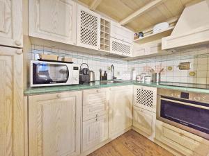 Splendid Home Pantheon