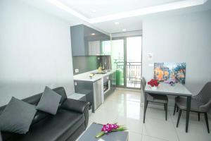 Arcadia Beach Mainland