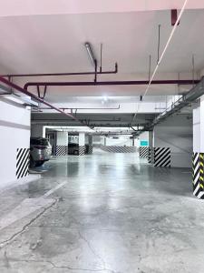 Minimalist Studio Suite near Ayala Mall