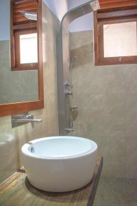 Caliza Unawatuna by Sea Cloud