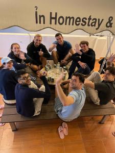 Ỉn Homestay & Café
