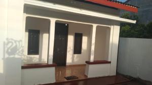 Lagoon Villa Tangalle