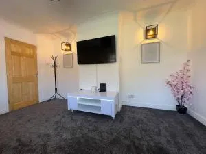 Charming Haven House Right Next To Moss Bank Park - 霍里奇